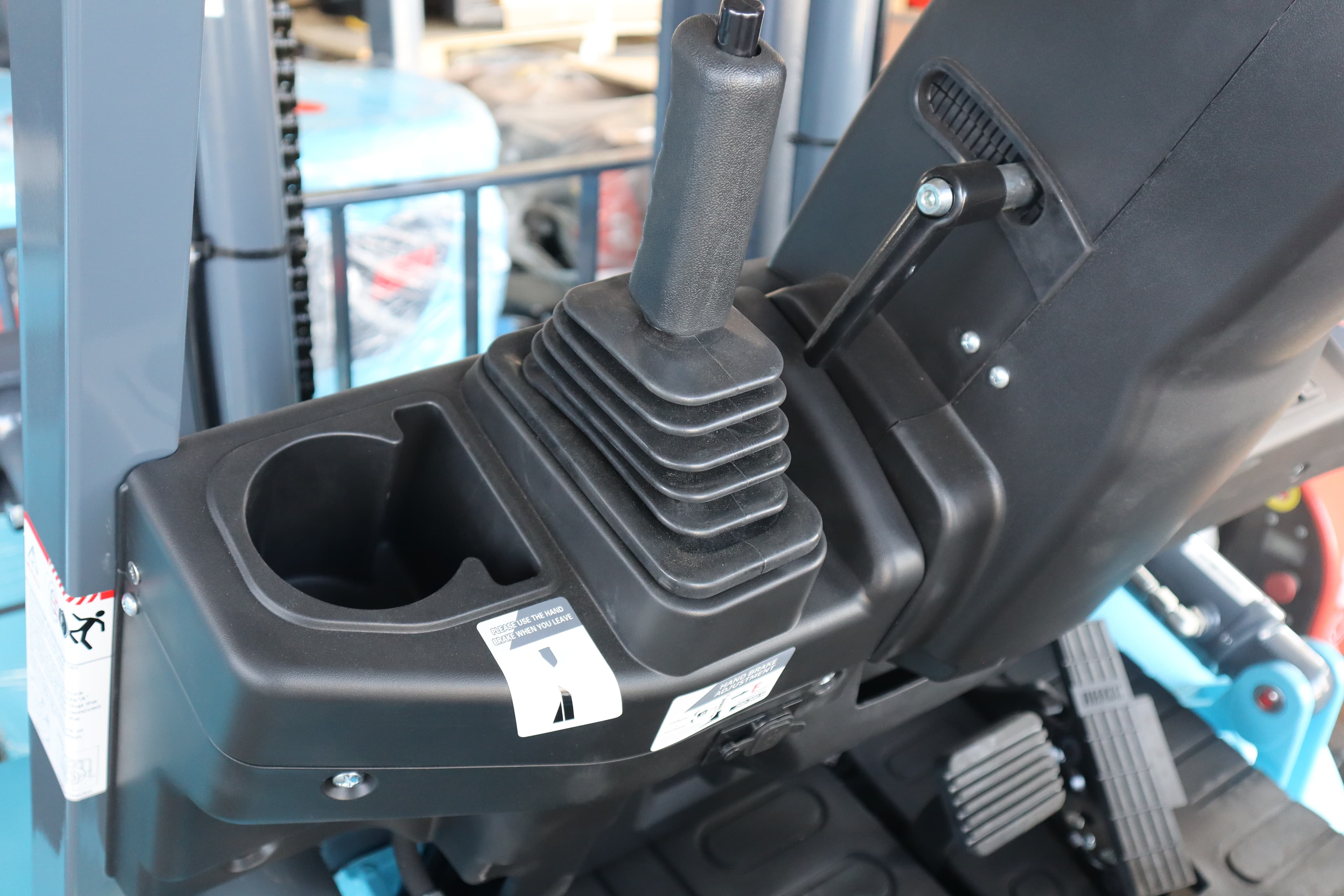 Lithium Battery Forklift - Model 9