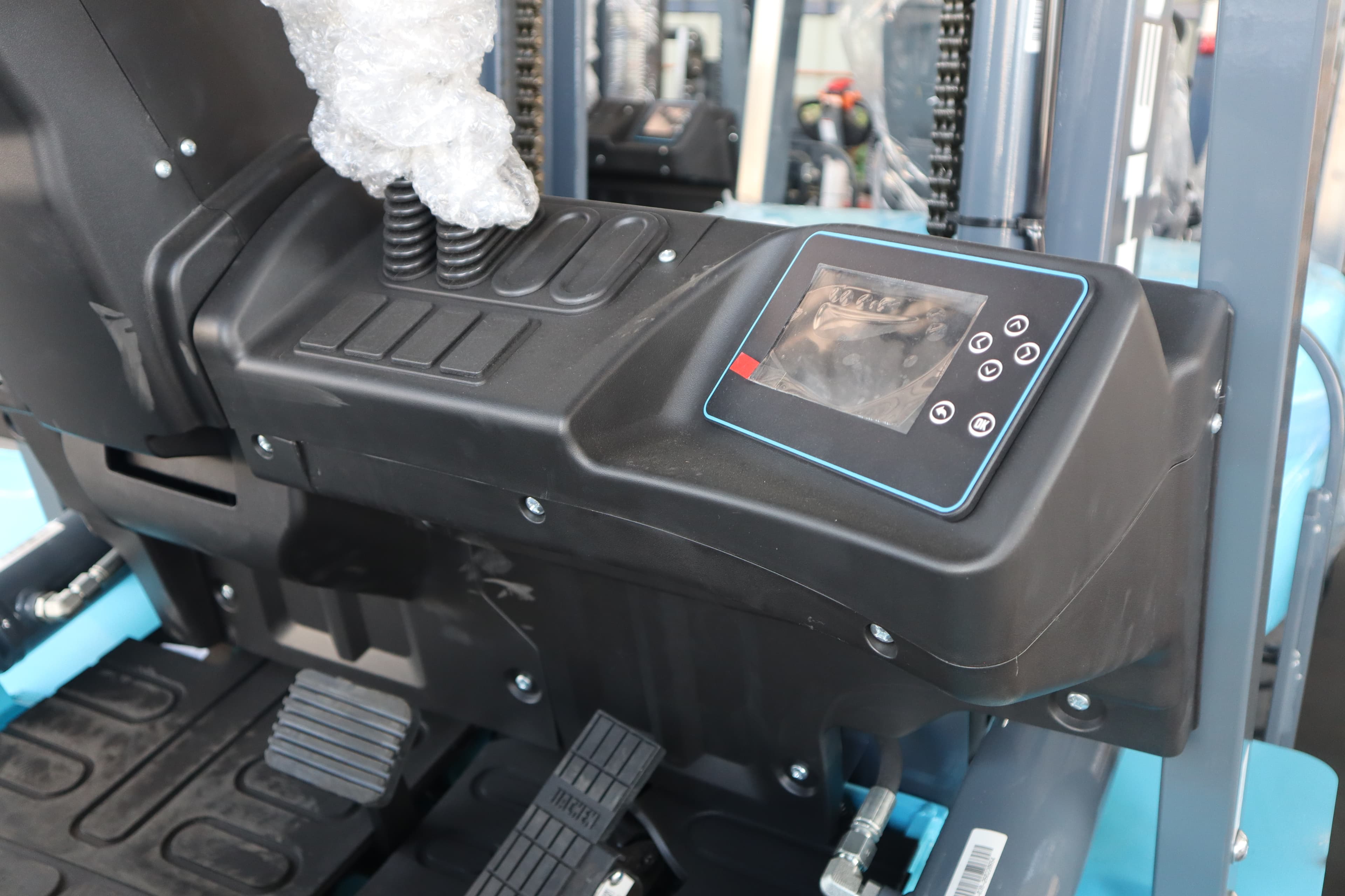Lithium Battery Forklift - Model 8